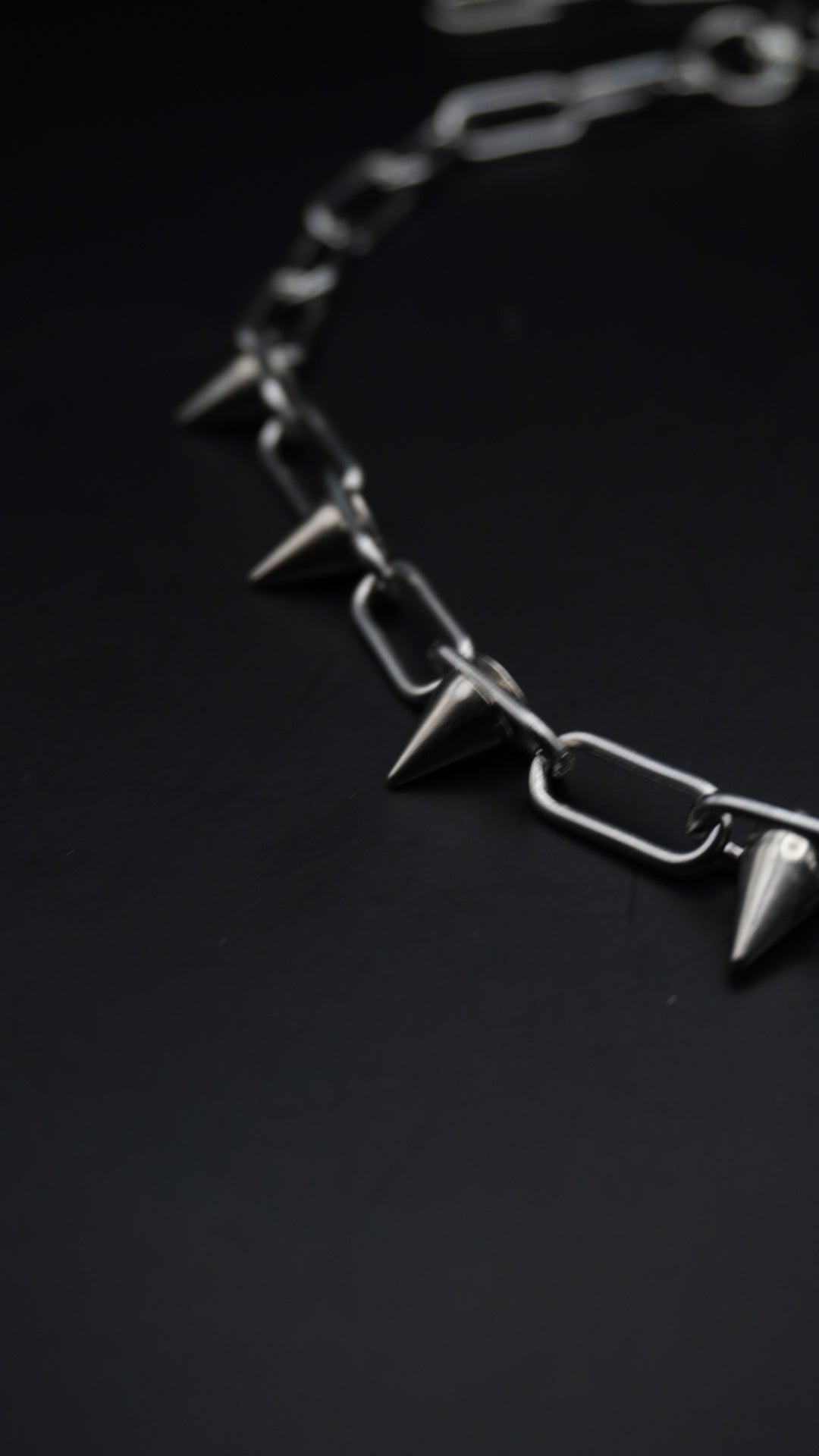 LOST | necklace Silver