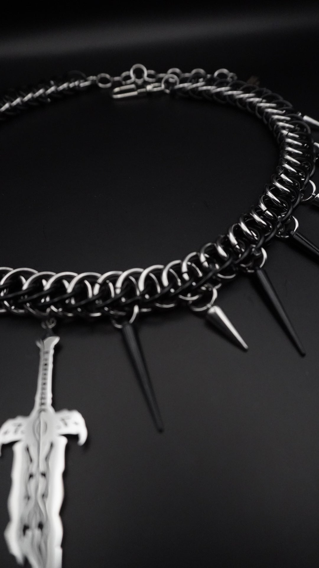 MORWEN CURSED SWORD | necklace