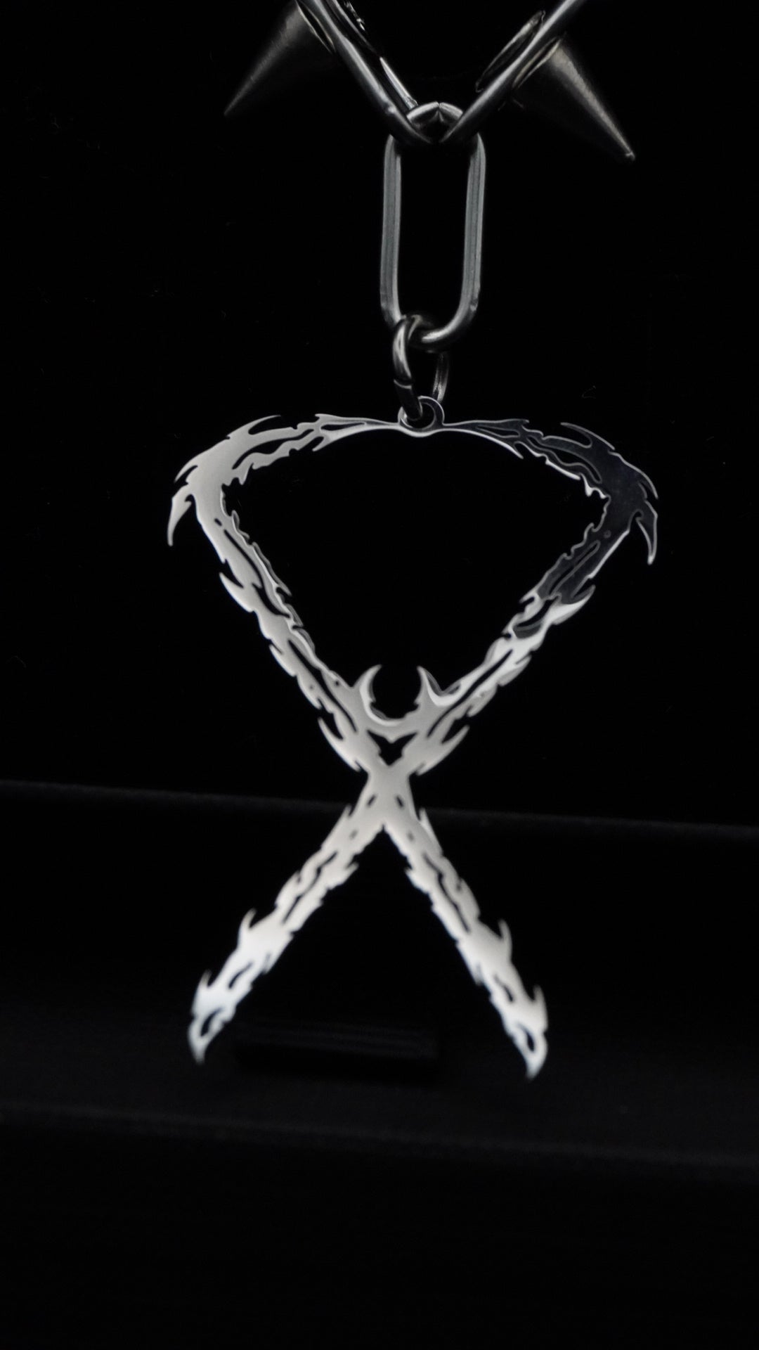 PRISON OF FLESH | Spikes chain - KittiiCreations