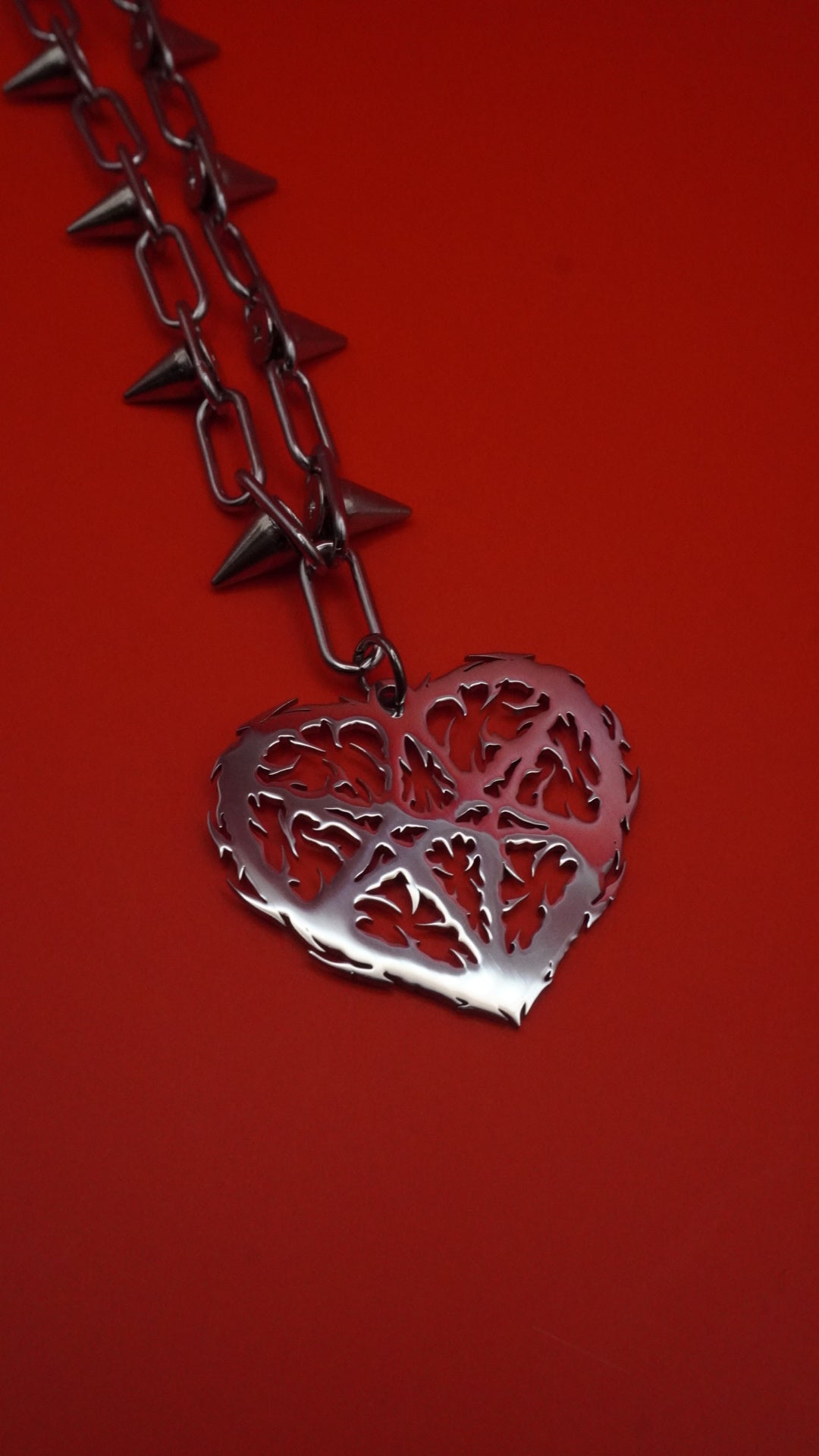 FOLLOW YOU| spikes chain