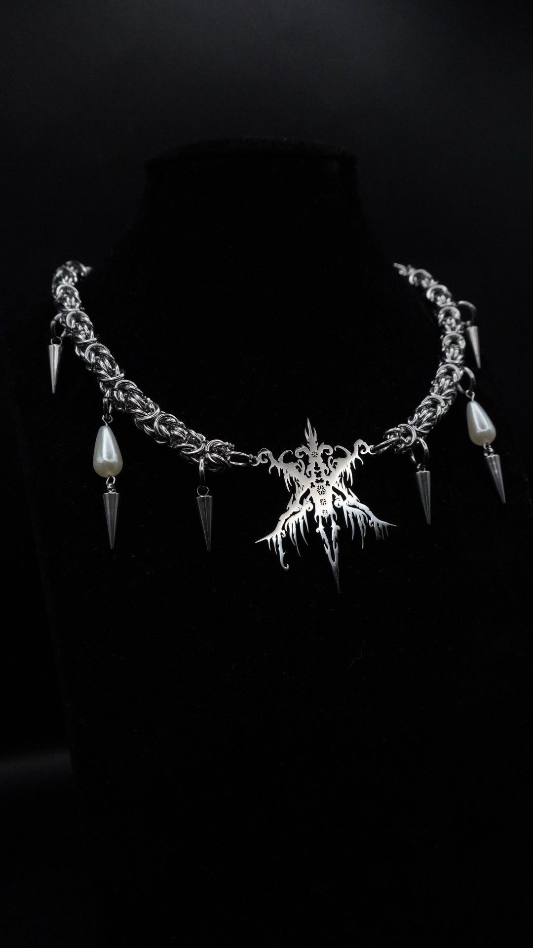 LOST | pearls chain