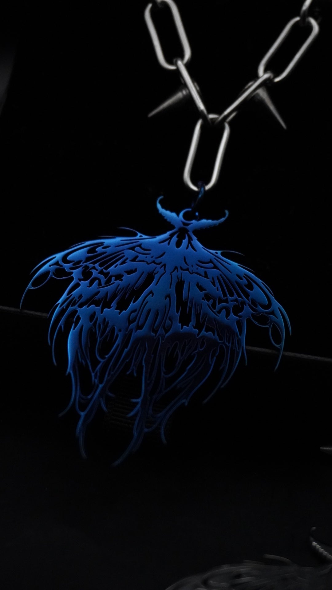 THE OFFERING | spike chain