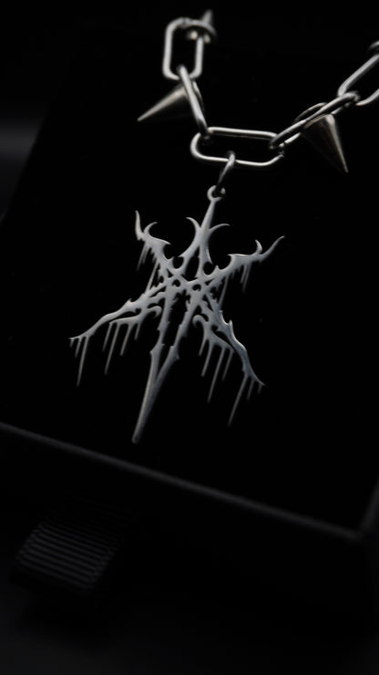 LOST | necklace Silver