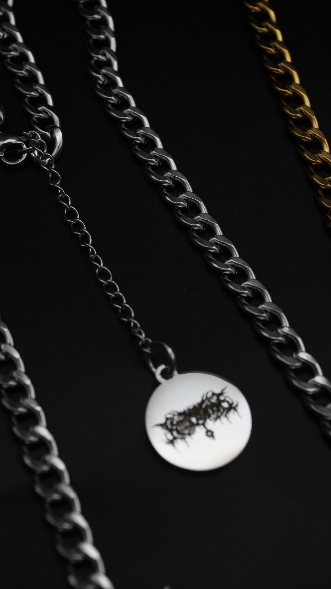 UNBREAKABLE | damned chain - KittiiCreations