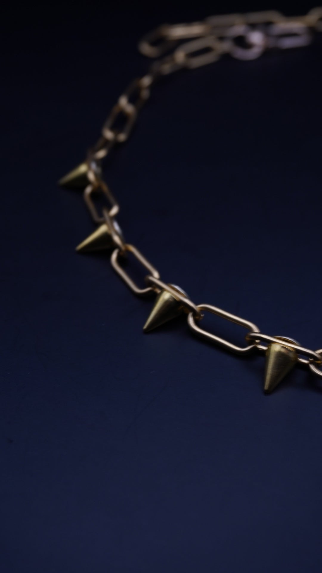 LOST | necklace gold