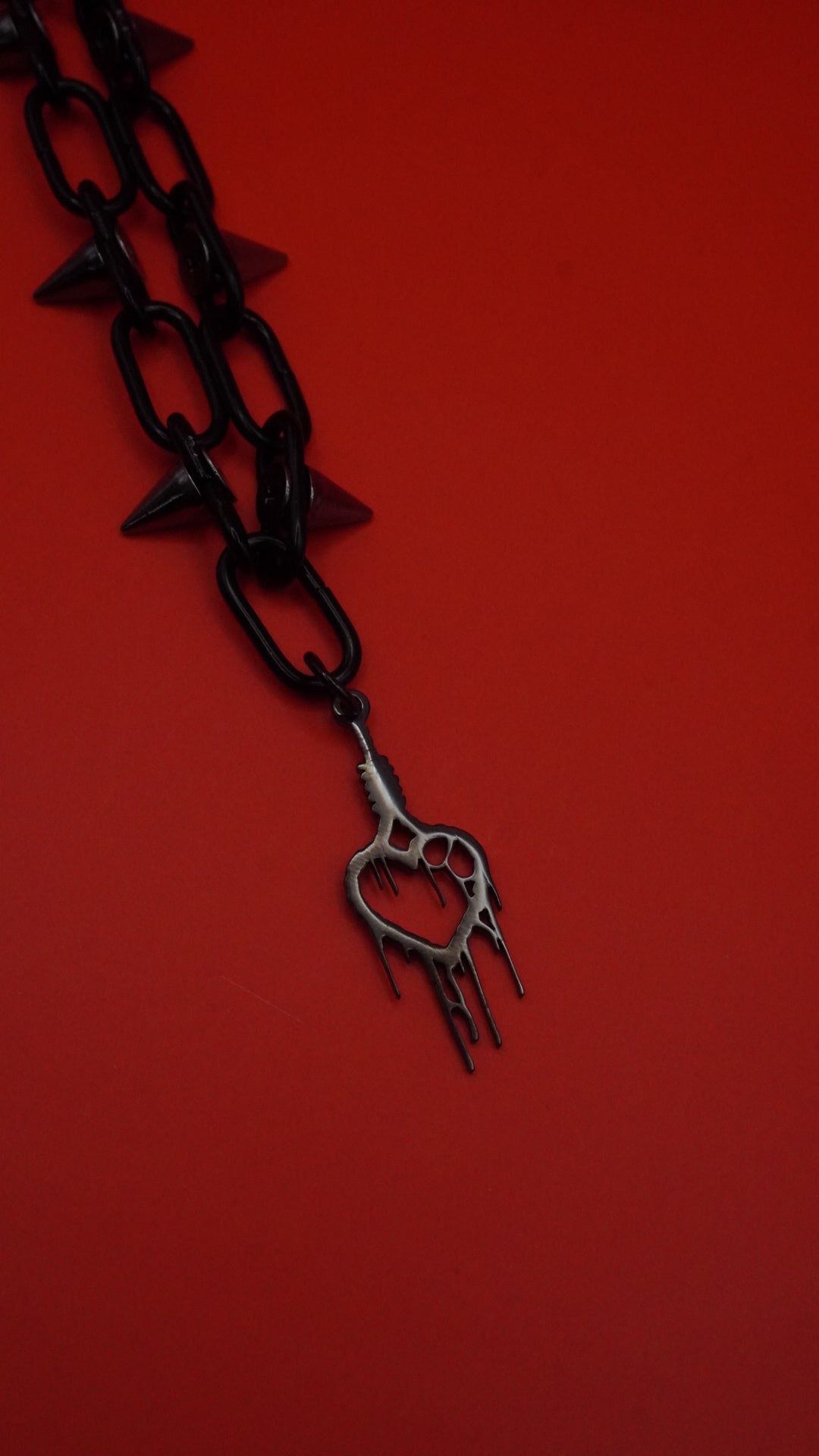 PLEASE [END] LOVE ME | spikes chain