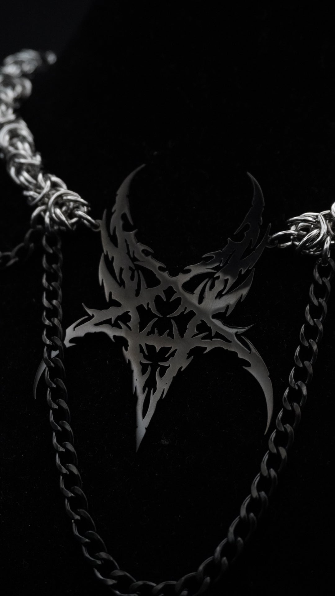 UNBREAKABLE | unique piece