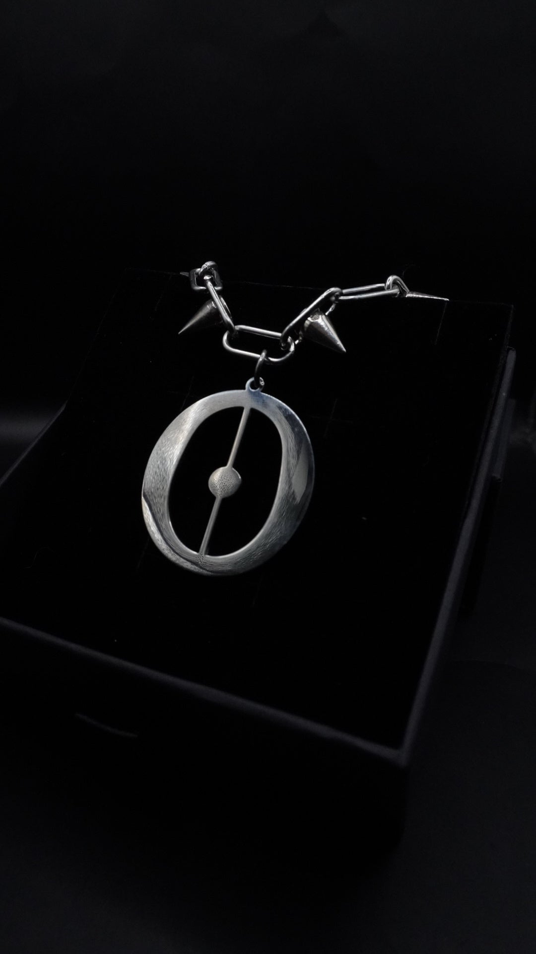 OMENS | Spikes chain - KittiiCreations