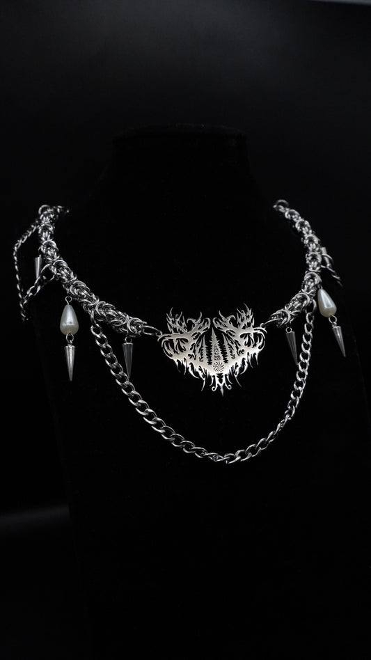 INTO THE EARTH | pearls chain