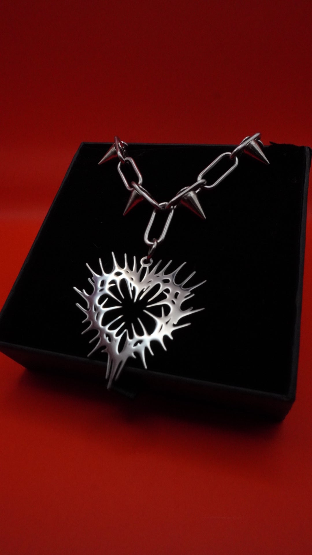 VALENTINE EXCLUSIVE BOX