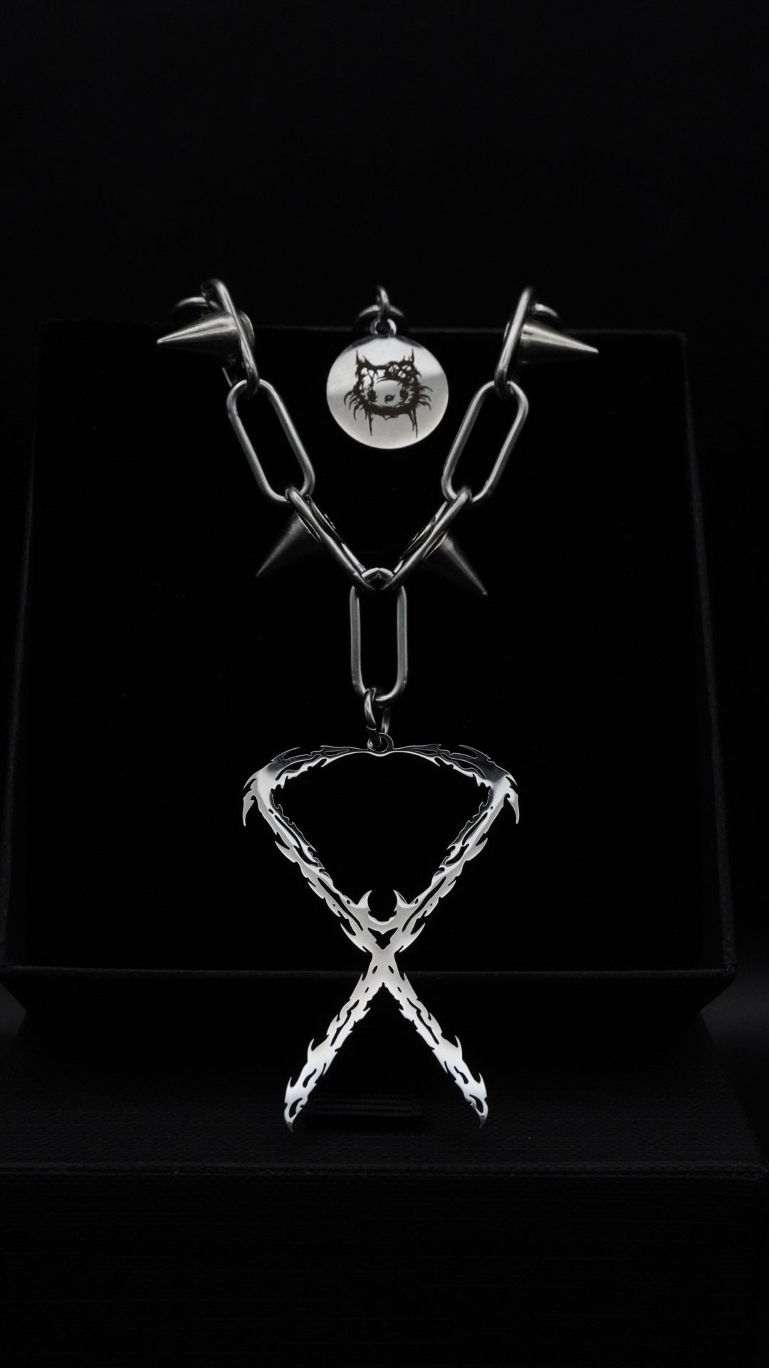 PRISON OF FLESH | Spikes chain - KittiiCreations