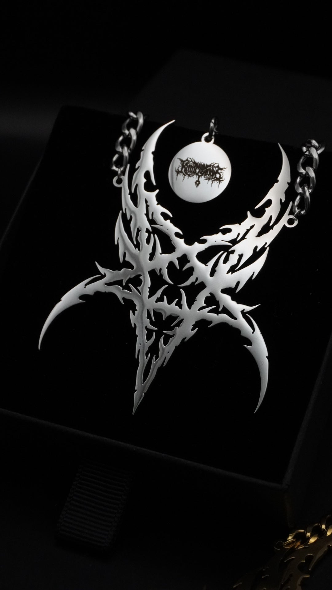 UNBREAKABLE | damned chain - KittiiCreations