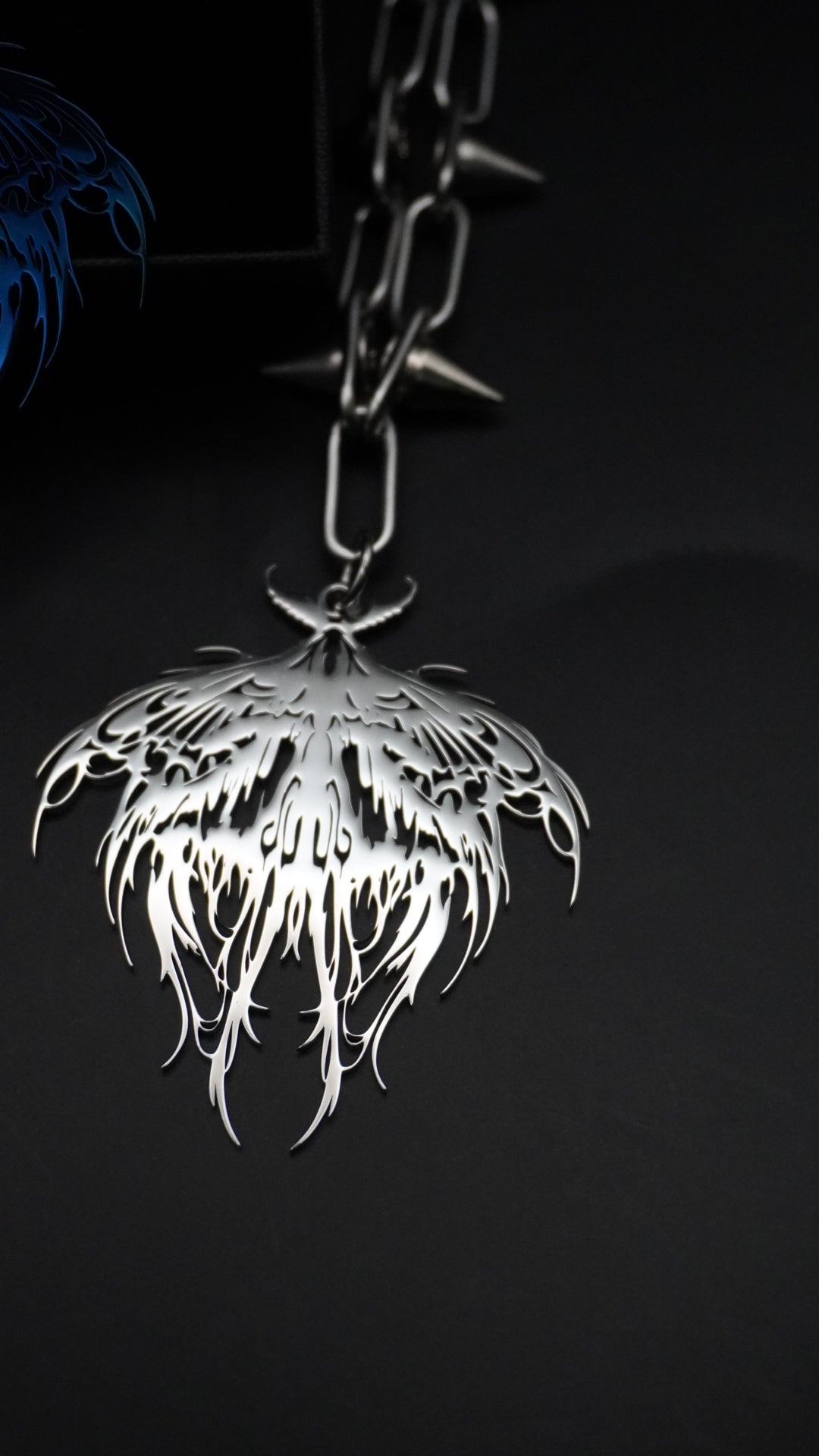 THE OFFERING | spike chain