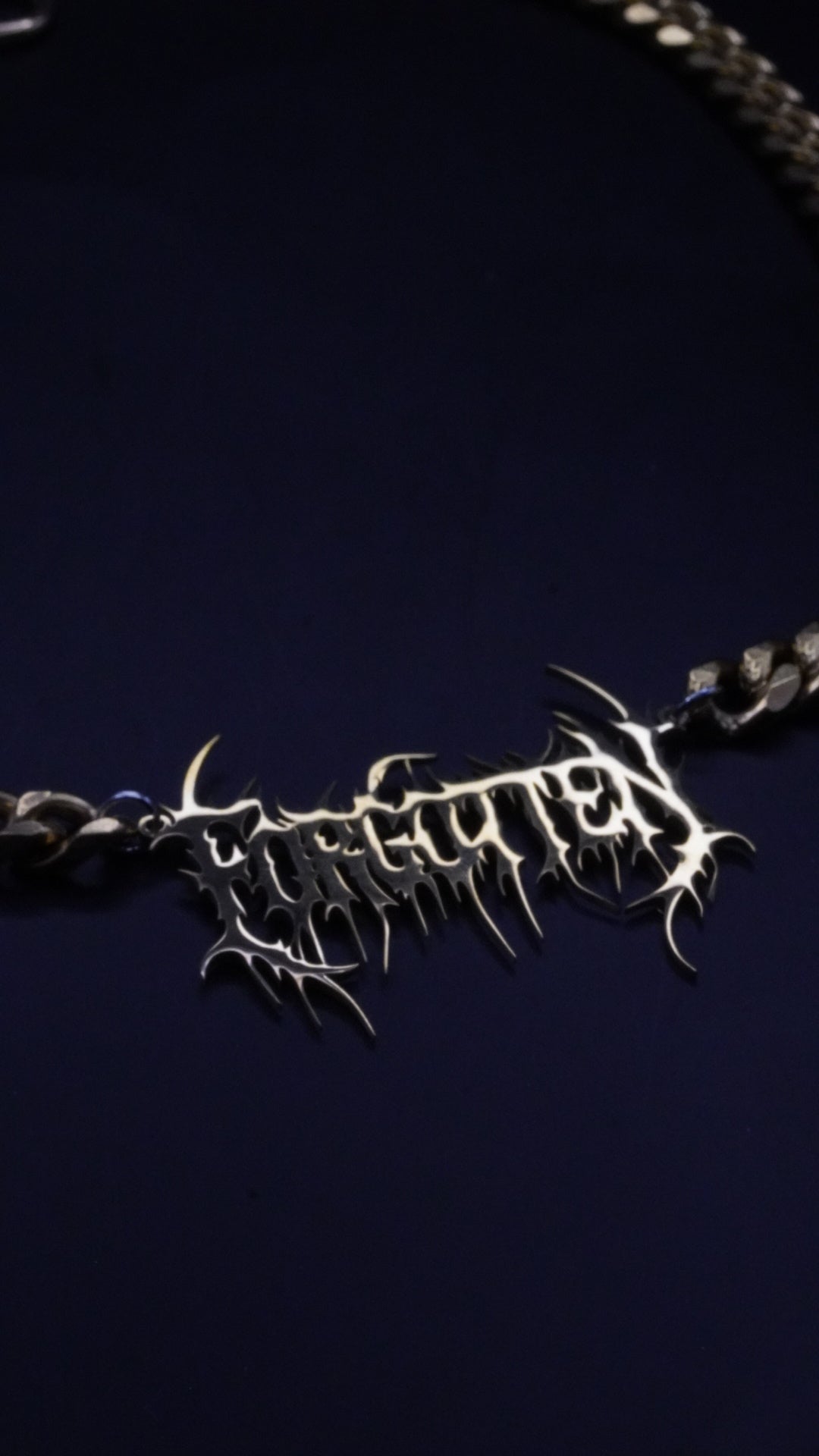 FORGOTTEN | Cursed chain gold