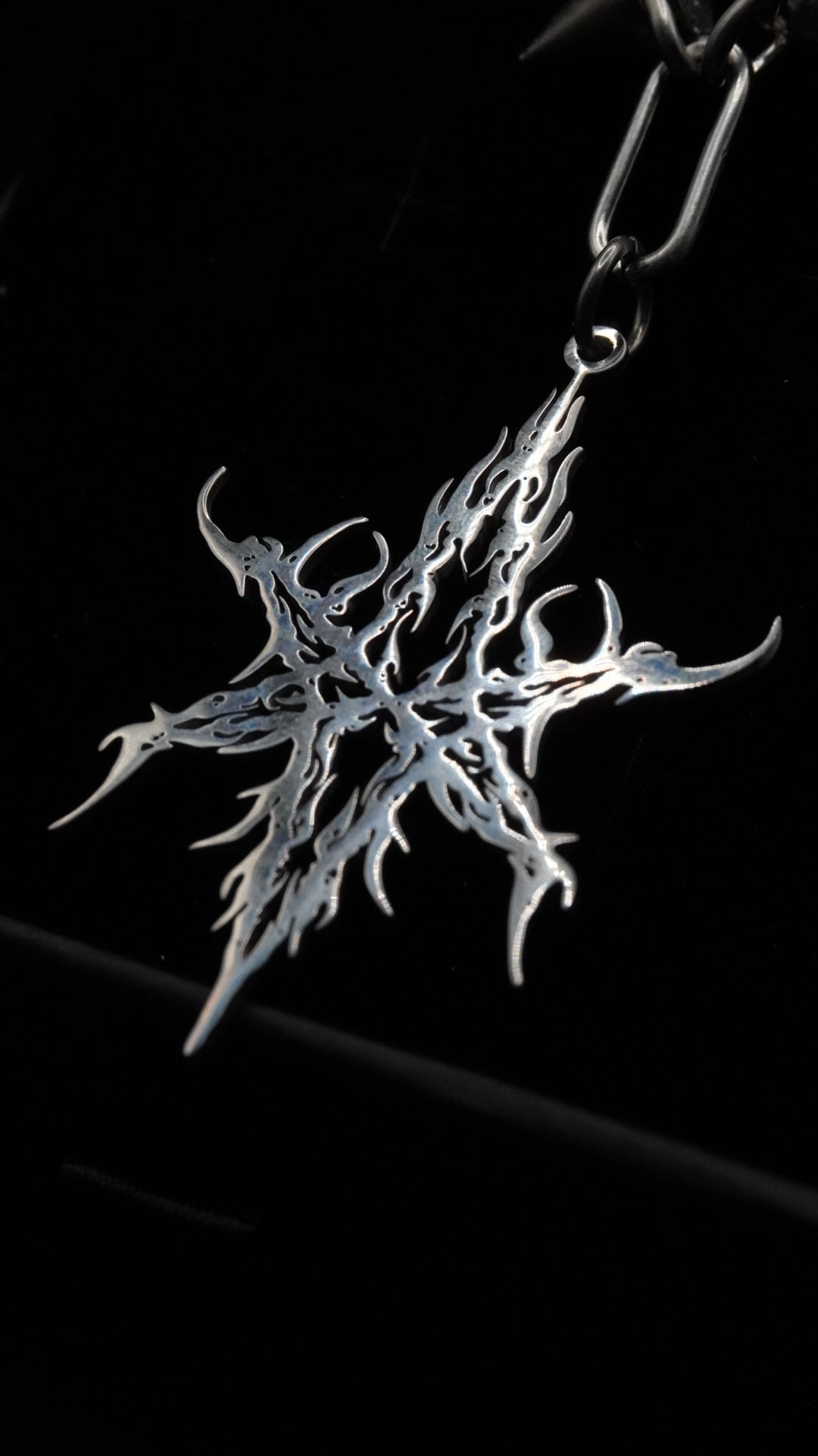 DARKSIDE | Spikes chain - KittiiCreations