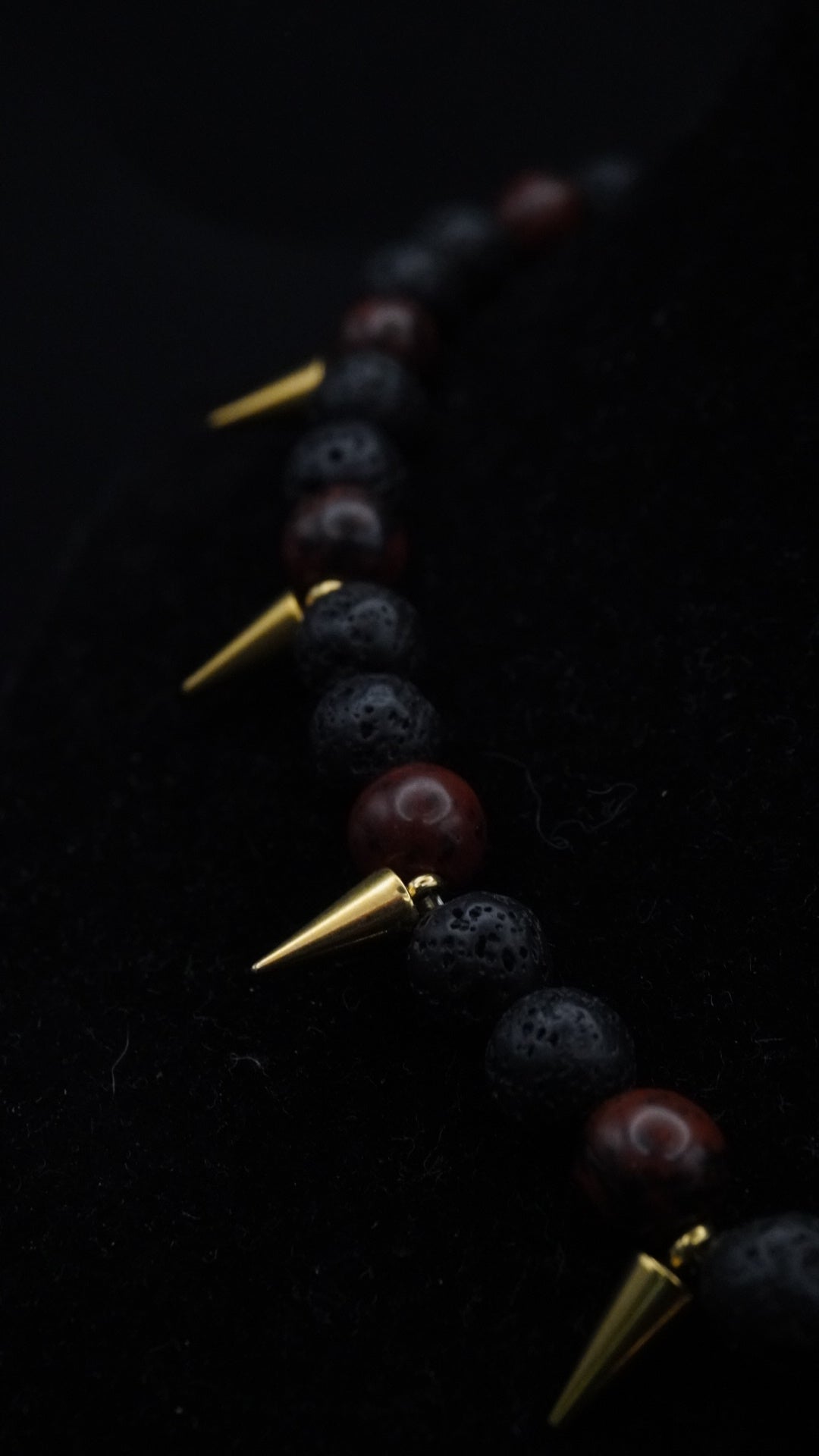 IN DARKNESS | stone chain - KittiiCreations