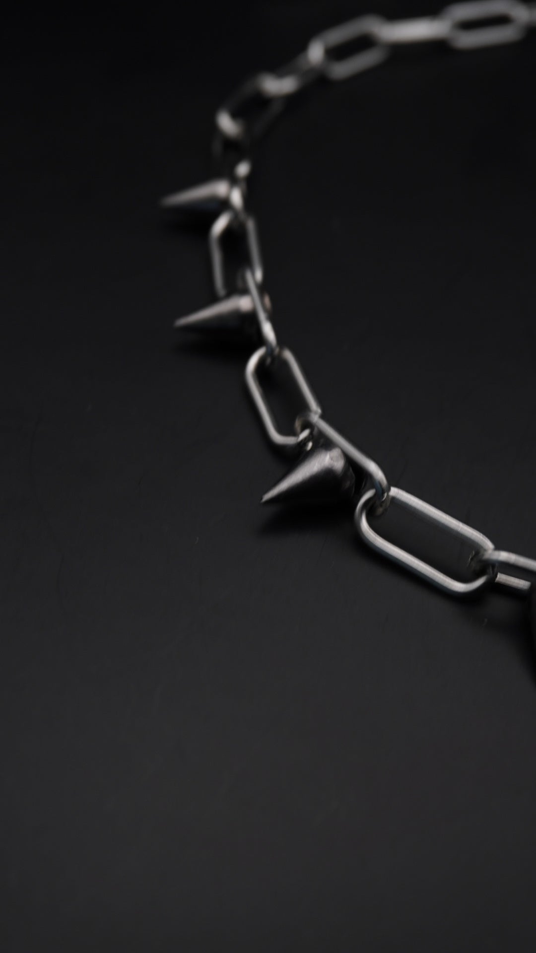 LOST | Blue necklace