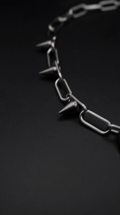 LOST | Blue necklace