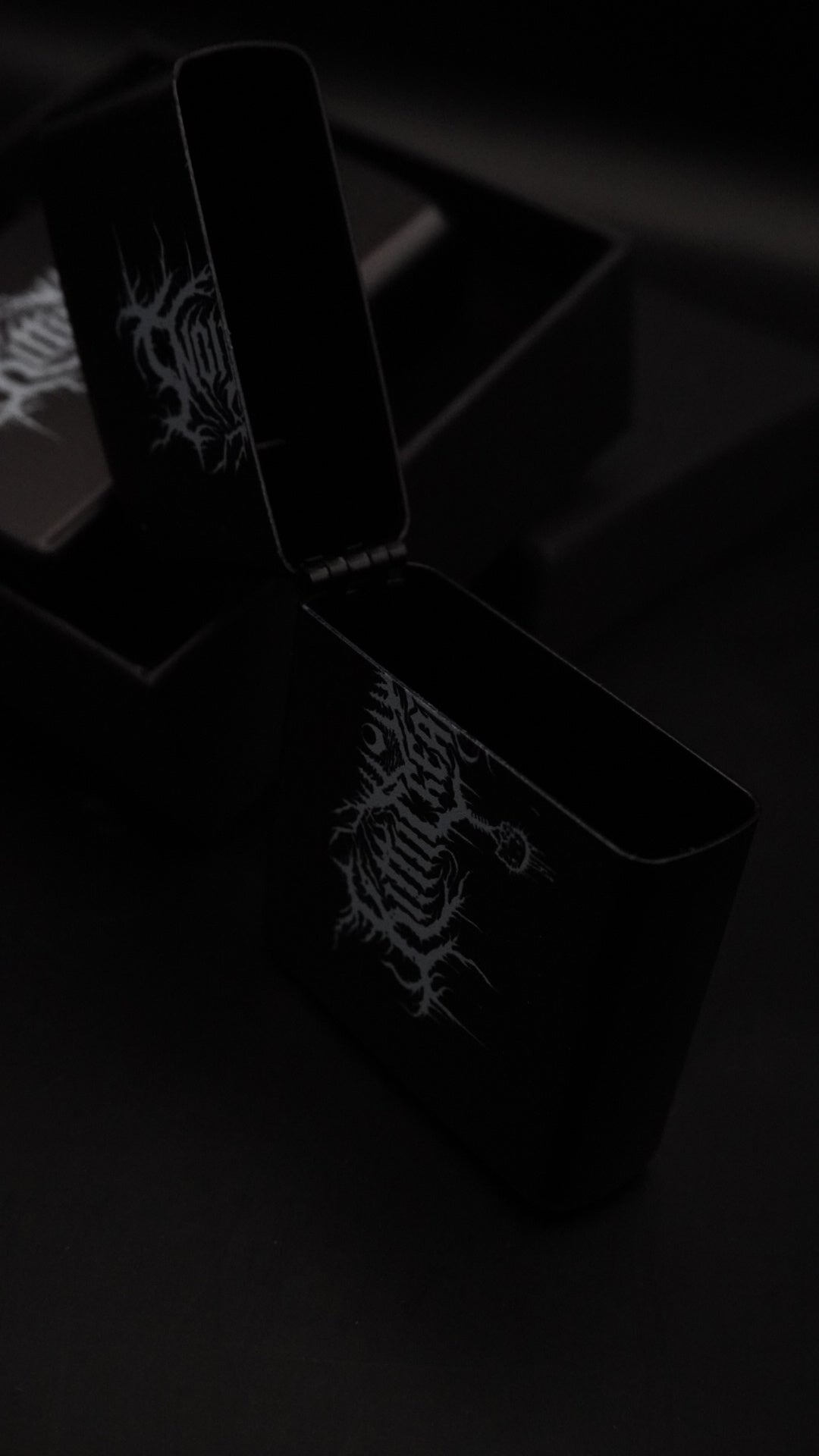 KITTIICREATIONS | zippo case - KittiiCreations