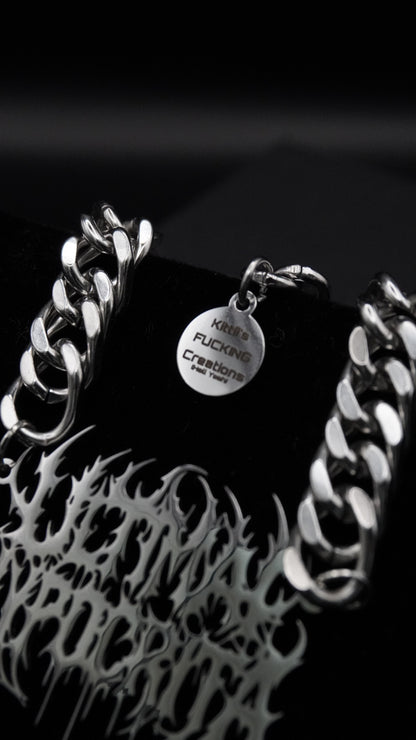 ULTIMA HYPOCRITA | Cursed chain