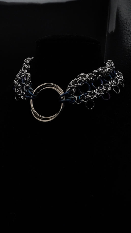 HEAVY METAL Blue choker