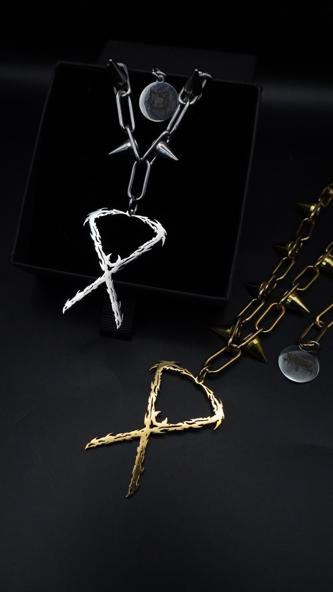PRISON OF FLESH | Spikes chain - KittiiCreations
