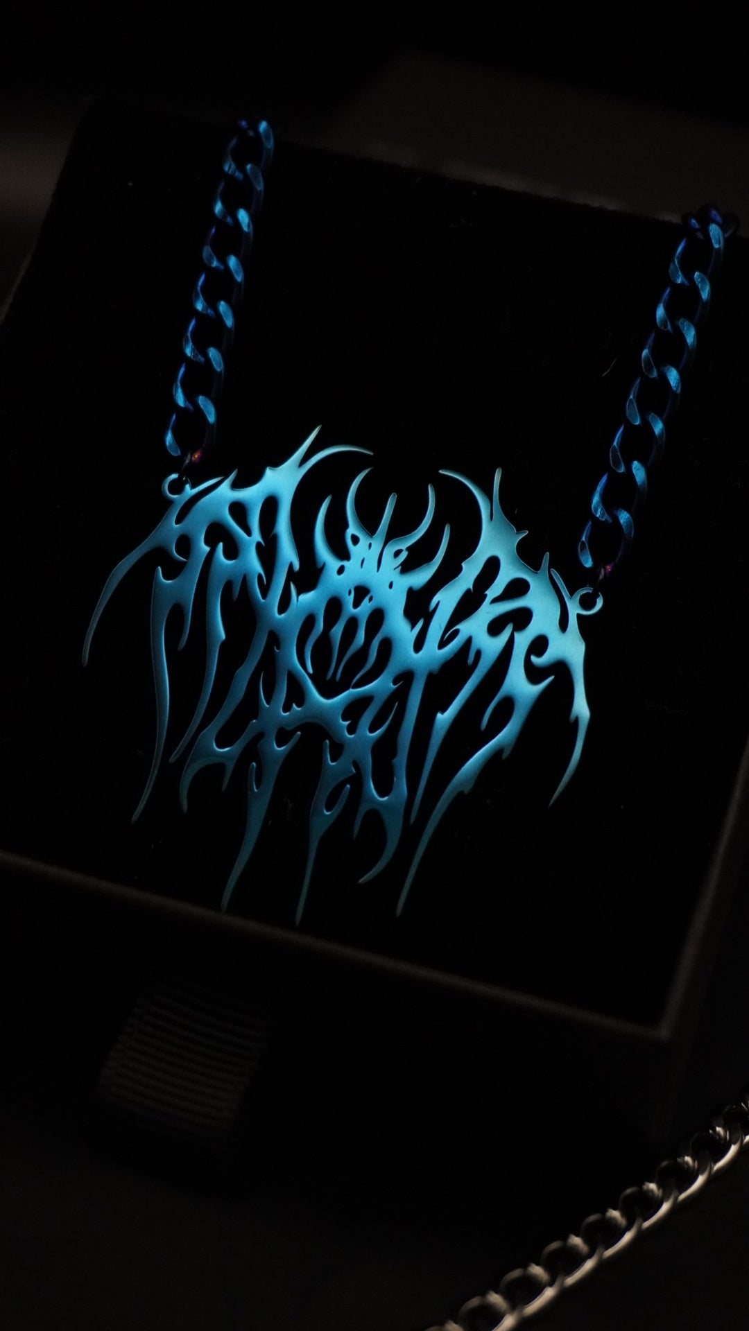 TOKEN | damned chain