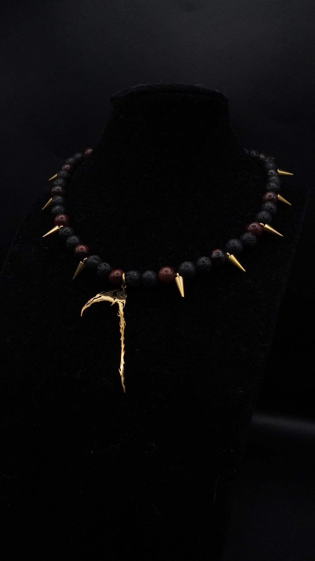 IN DARKNESS | stone chain - KittiiCreations