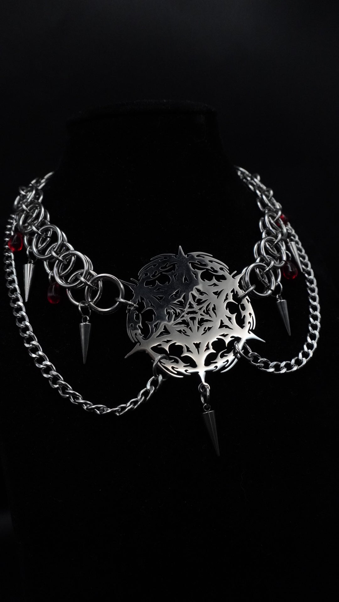 DARKSIDE | silver cathedral chain
