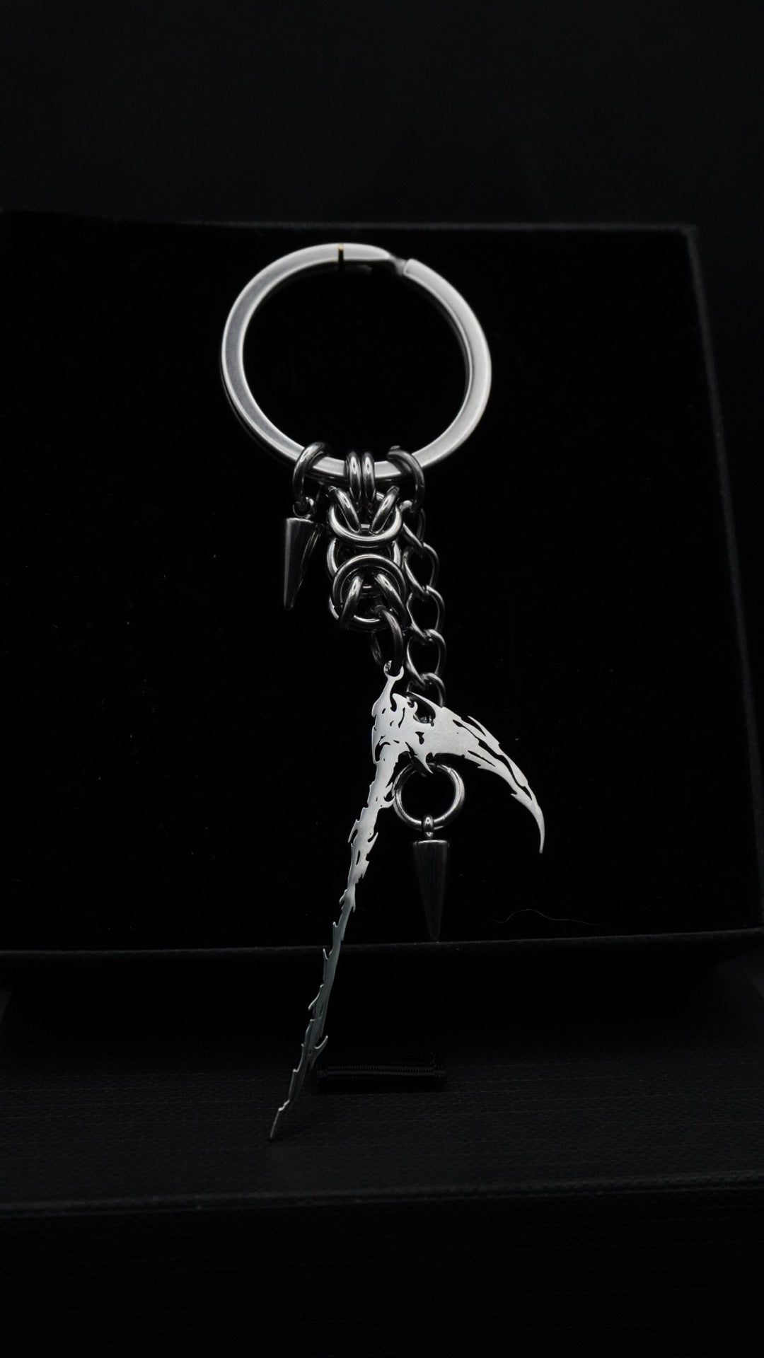 IN DARKNESS | Keychain - KittiiCreations