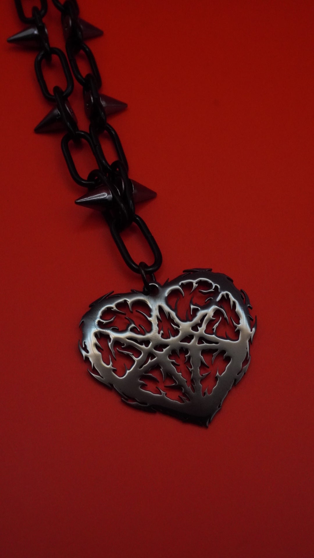 FOLLOW YOU| spikes chain