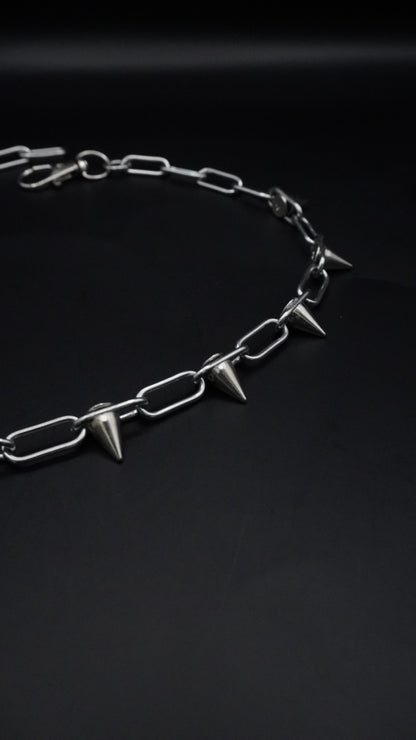 Spikes chains