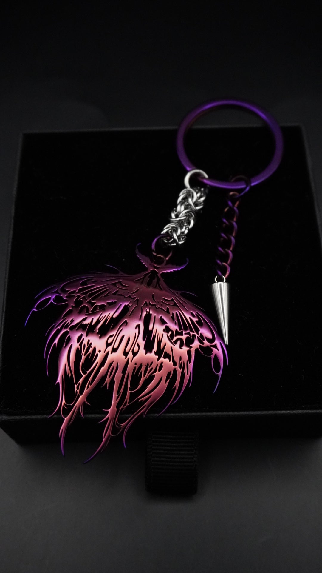 THE OFFERING | exclusive Keychain
