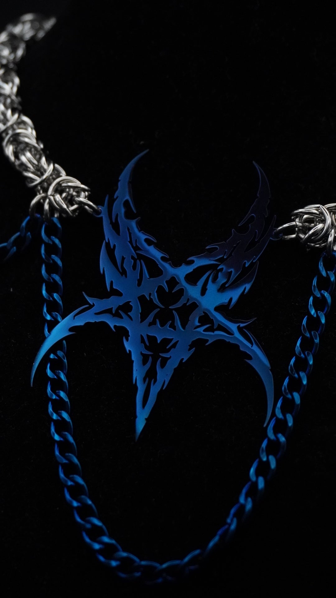 UNBREAKABLE | unique piece