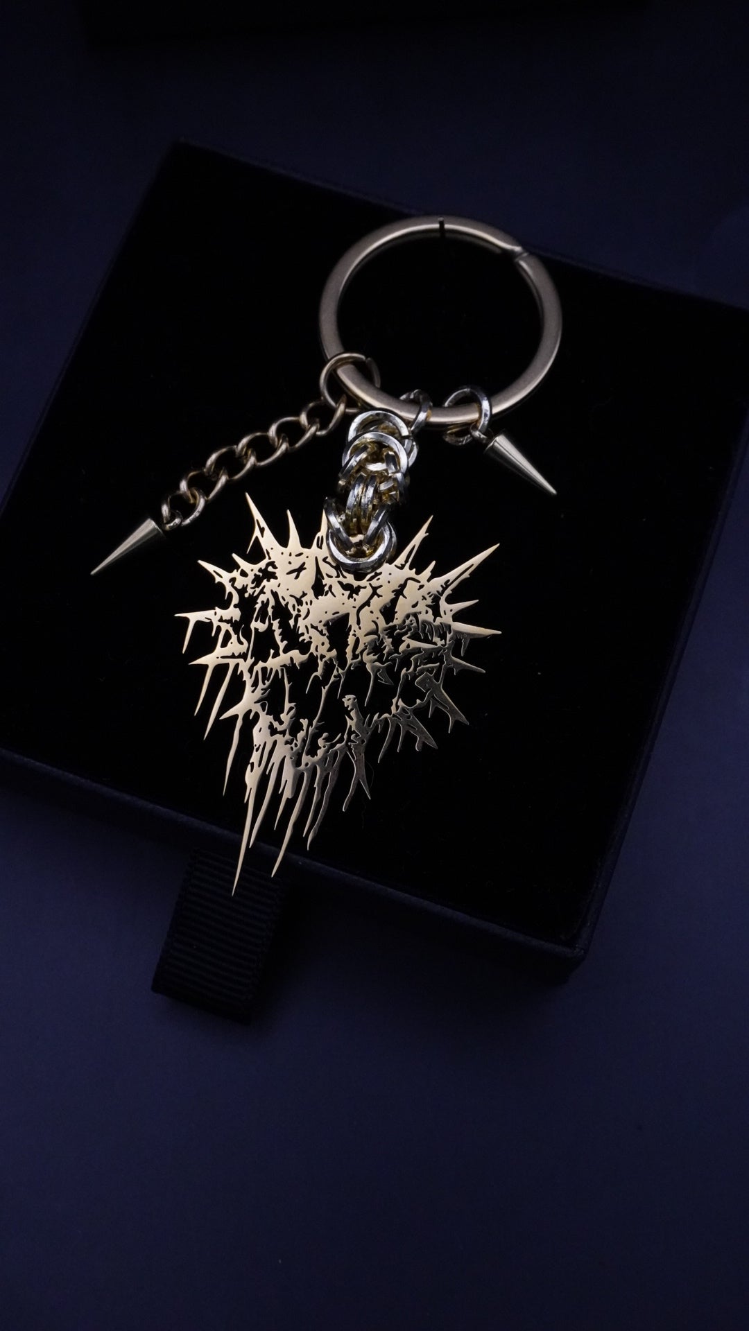 LIONHEART | keychain - KittiiCreations