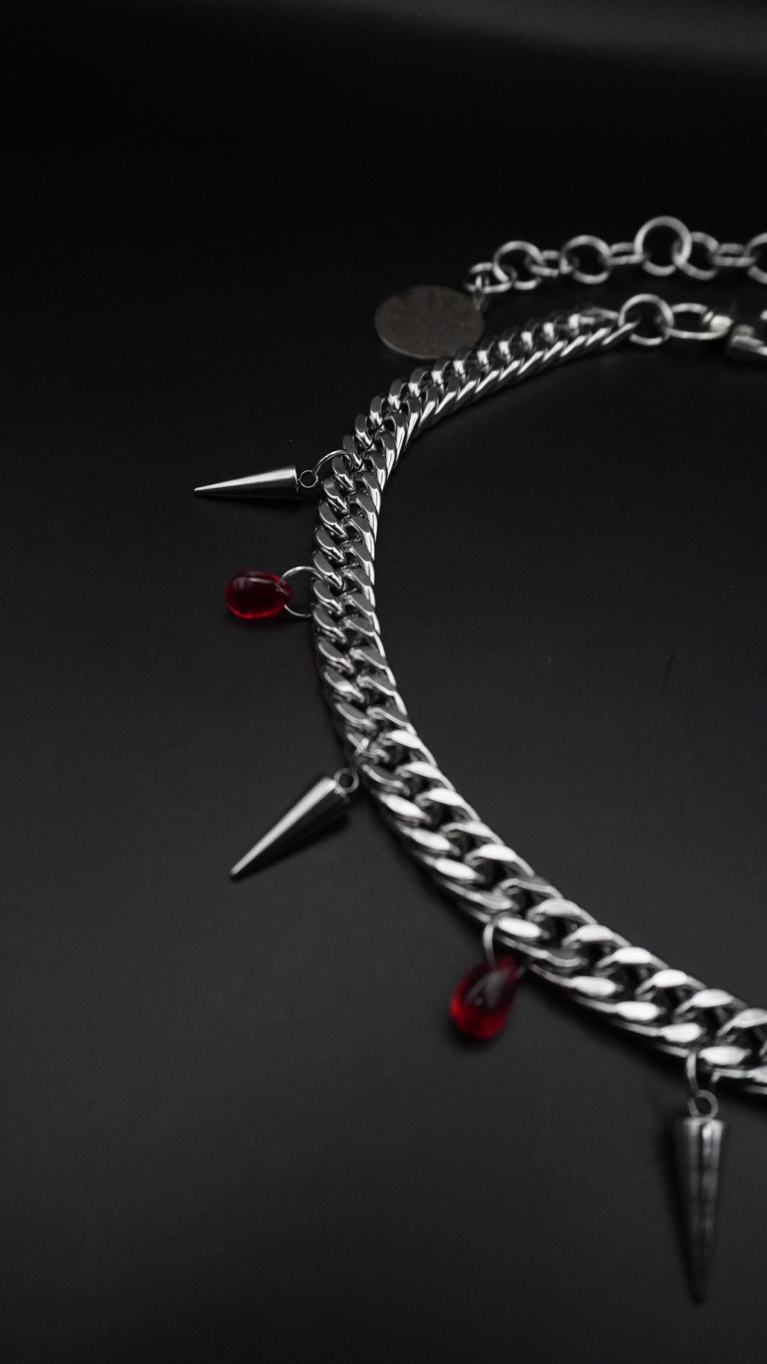 MORWEN BLOOD GLASS | necklace