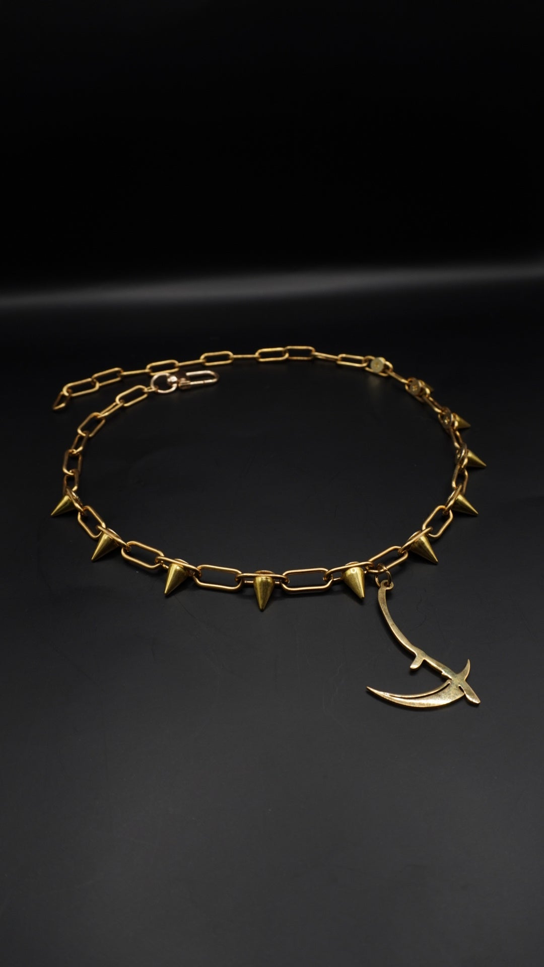 DEATH GRIP | necklace